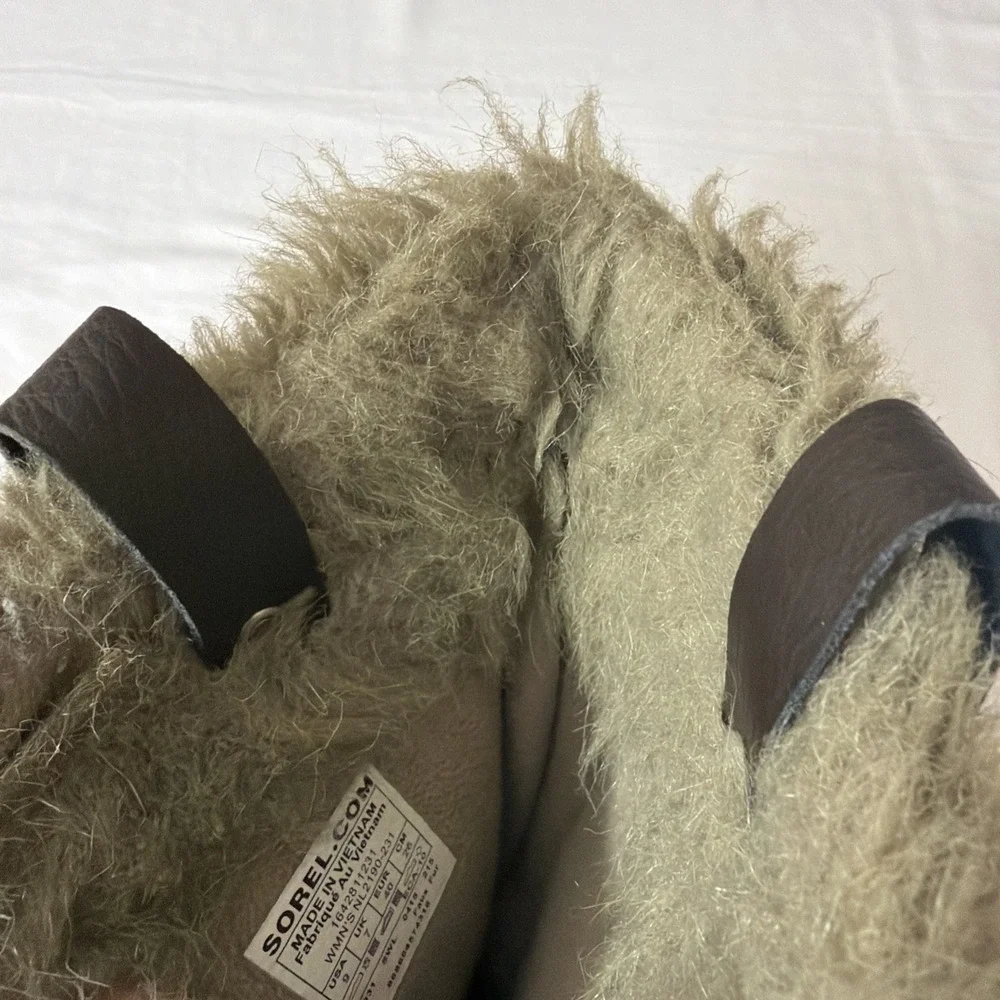 Sorel Tofino Brown Orange Fur Lined Snow‎ Boots size 9 Cute Barely Worn Shoes